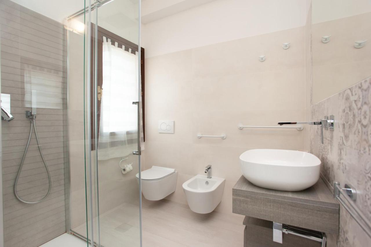 Lu Lioni Rooms San Teodoro  Exterior photo