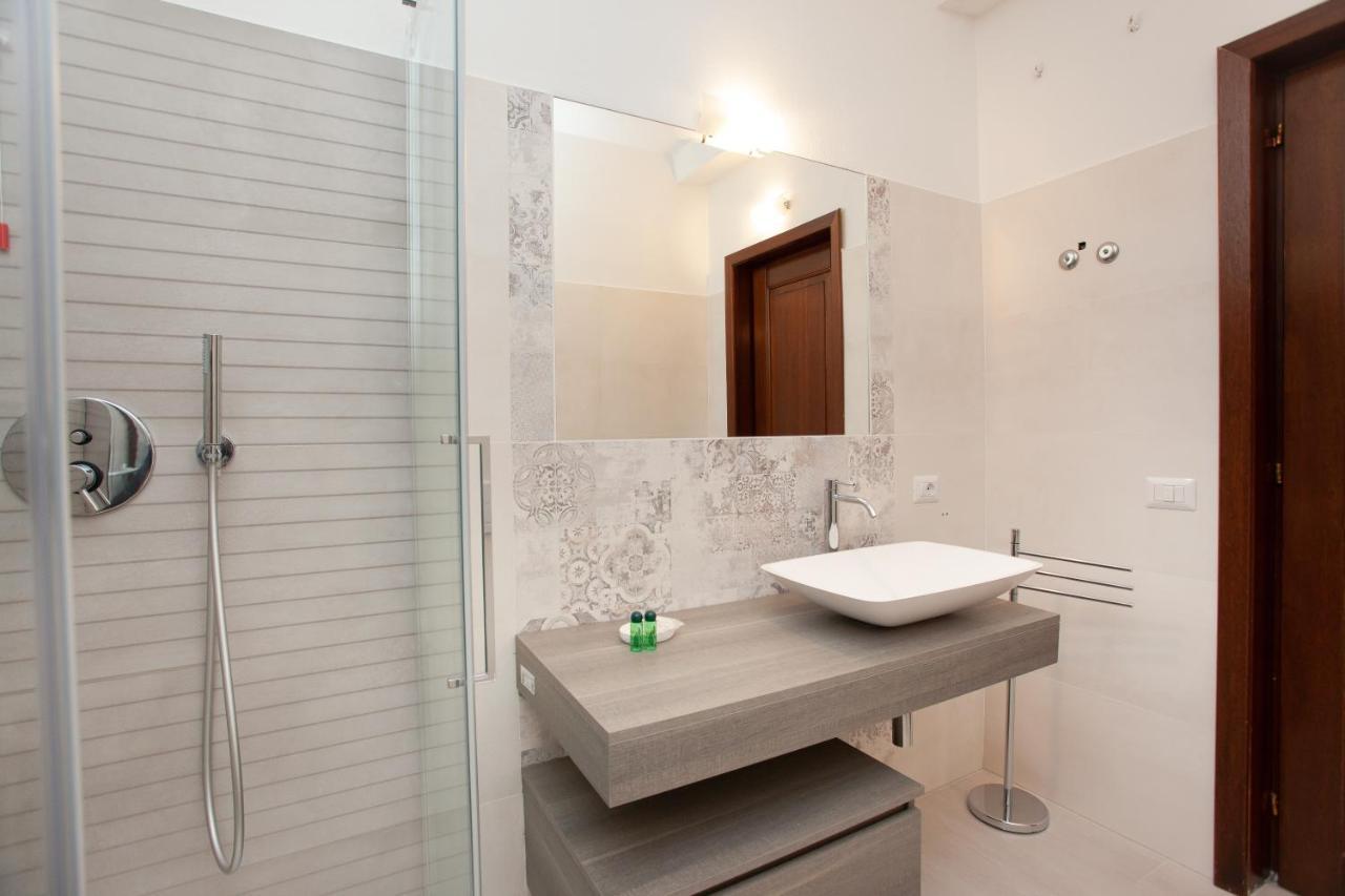 Lu Lioni Rooms San Teodoro  Exterior photo