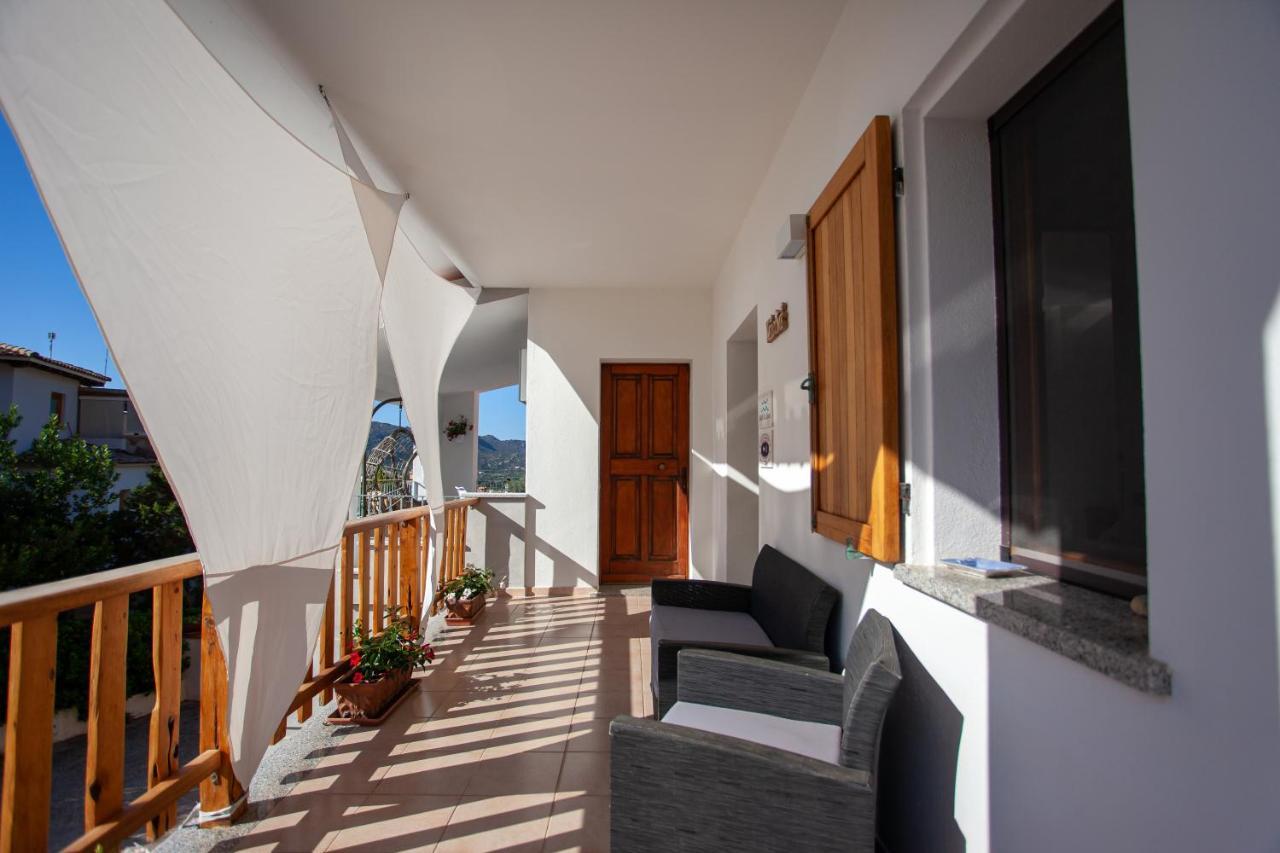 Lu Lioni Rooms San Teodoro  Exterior photo